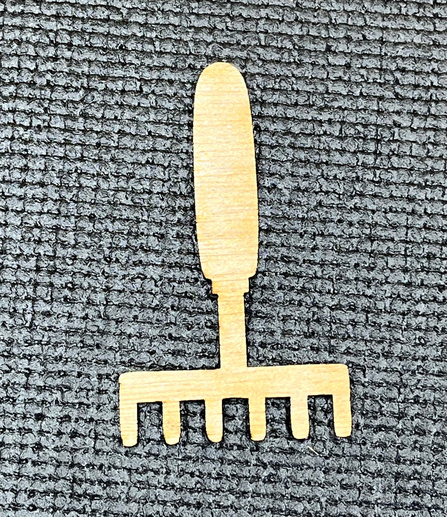 Garden Hand Rake Layout Template