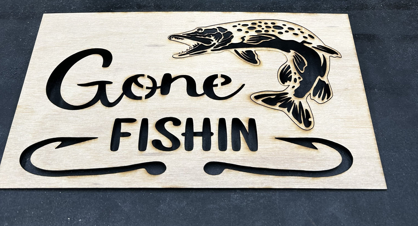 GONE FISHING STENCIL (PIKE)
